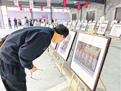 乐清:纪实图片展 致敬抗疫英雄