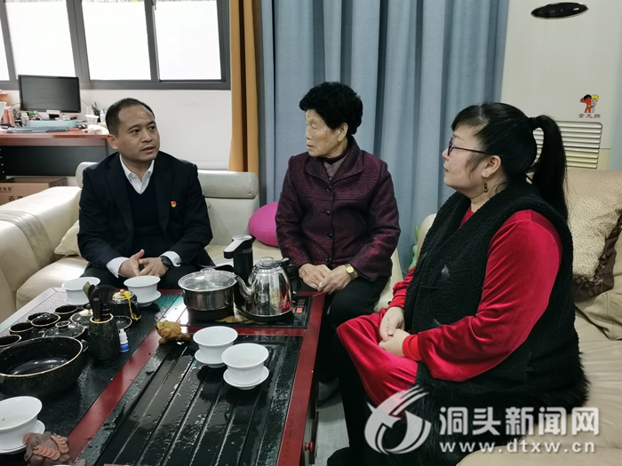 洞头区领导走访慰问海外高层次人才家属